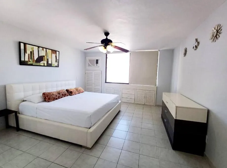 Espacioso Departamento En Cancun Apartment